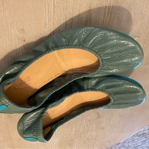 Brand new pair of tieks